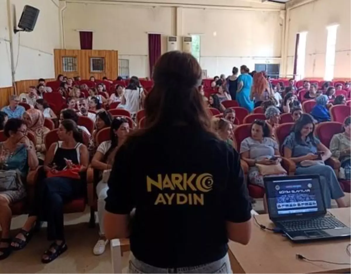 Didim’de Narkotik Ekipleri Öğrenci ve Öğretmenlere Bilgilendirme Yaptı