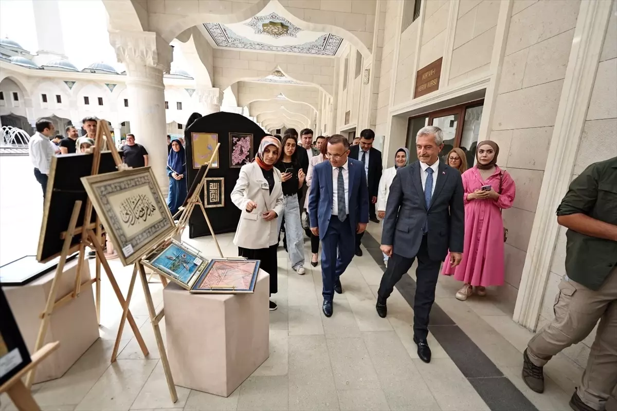 Gaziantep’te Kadınların El Sanatları Sergisi Açıldı