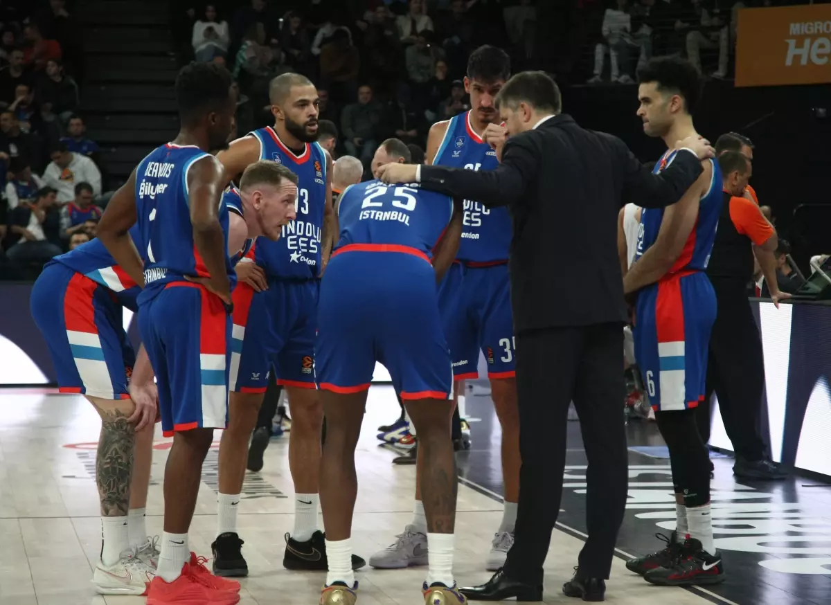 Anadolu Efes EuroLeague’de Mağlup